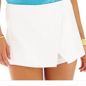 White Lilly Skort